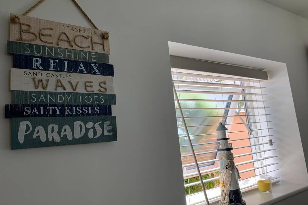 Bournemouth Nr Town Beach Train Coach Shops Lovely Entire Apartment Allows Quiet Good Dogs Exterior foto